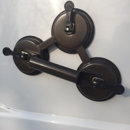 Вакуумна лапа за стъкло метална тройка Вакуумна лапа за стъкло метална тройка